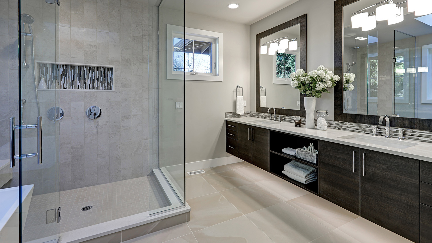 spacious grey/beige bathroom shower