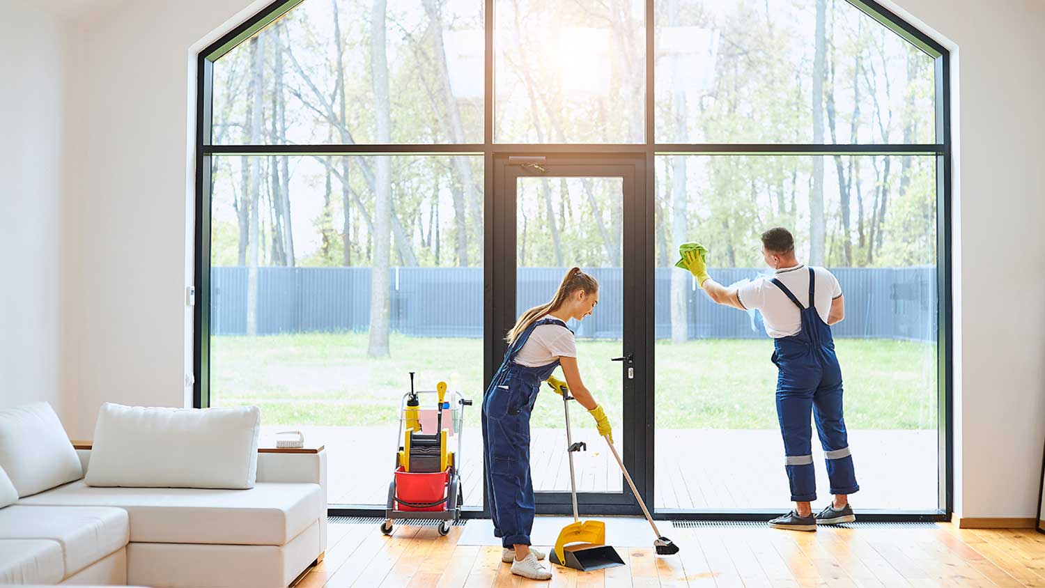 House cleaners cleaning
